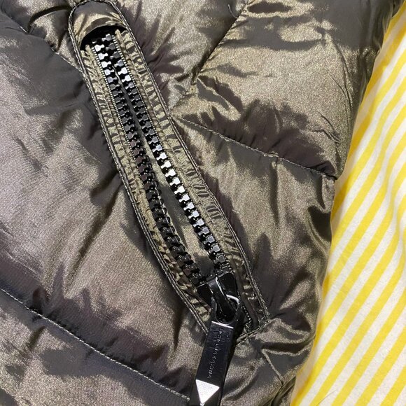 BCBG Maxazria long puffer downfilled - Picture 7 of 8